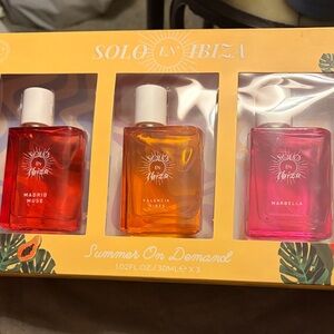 Women's Body Spray Set, SOLO EN IBIZA. Brand New In Box. All smell amazing.